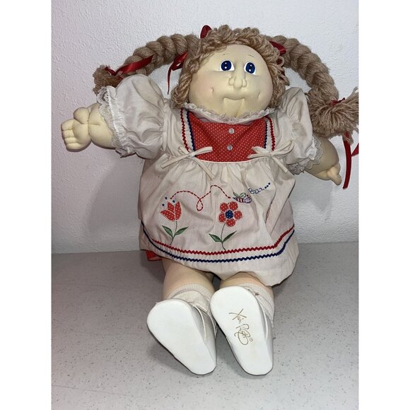 VINTAGE 1985 Signed Xavier Roberts The Little People Cabbage Patch Doll 22 USA - Picture 1 of 8